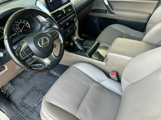 Used 2023 Lexus GX 460 Premium w/ Premium Package AWD/4WD image 11