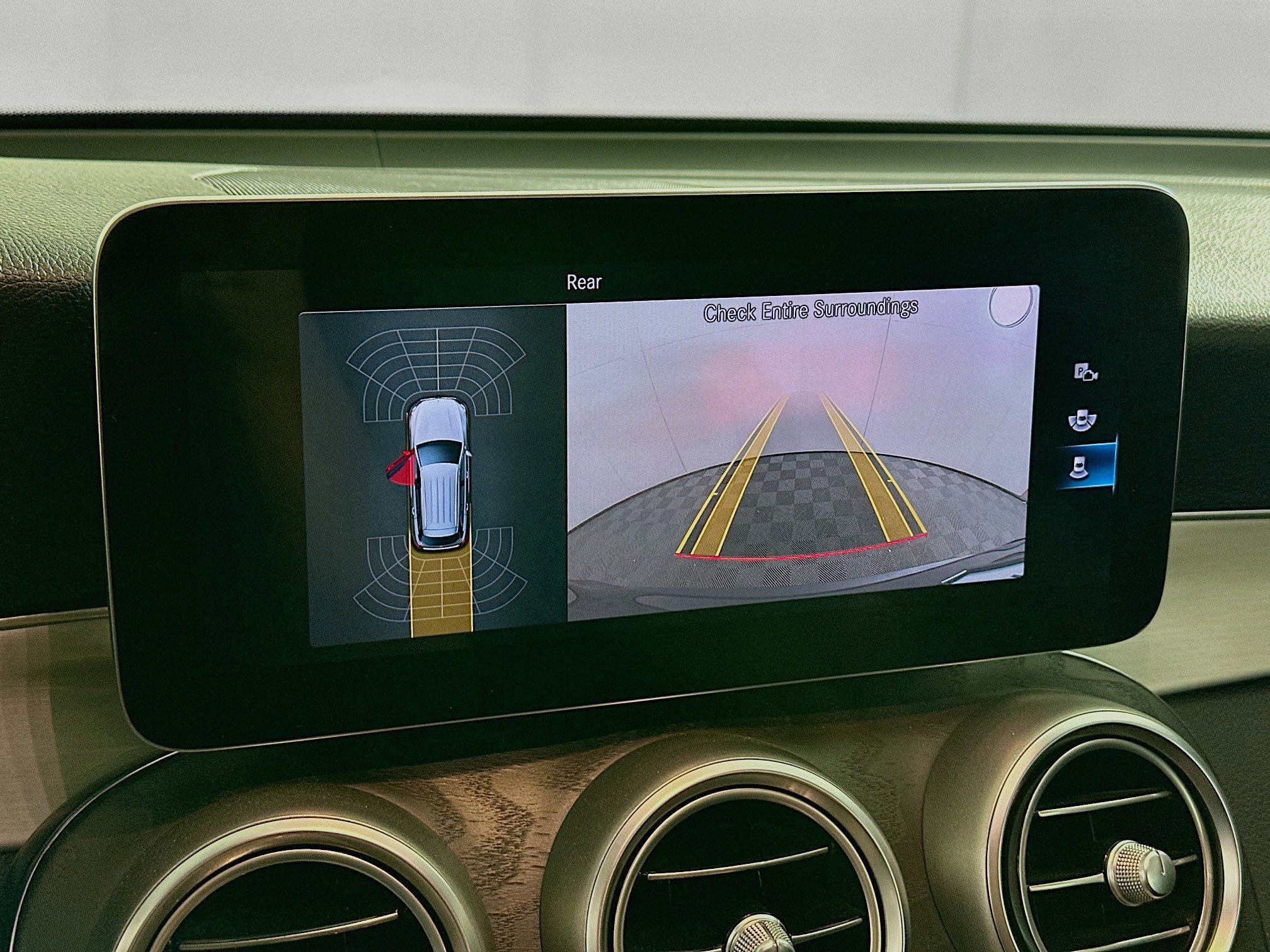 Used 2021 Mercedes-Benz GLC 300 image 22