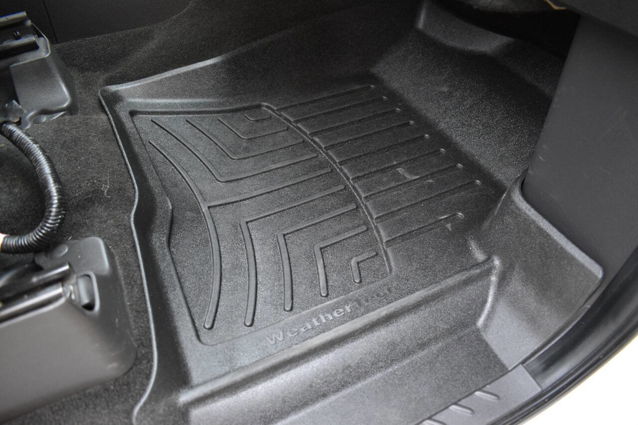 Used 2014 Ford F150 Platinum image 21