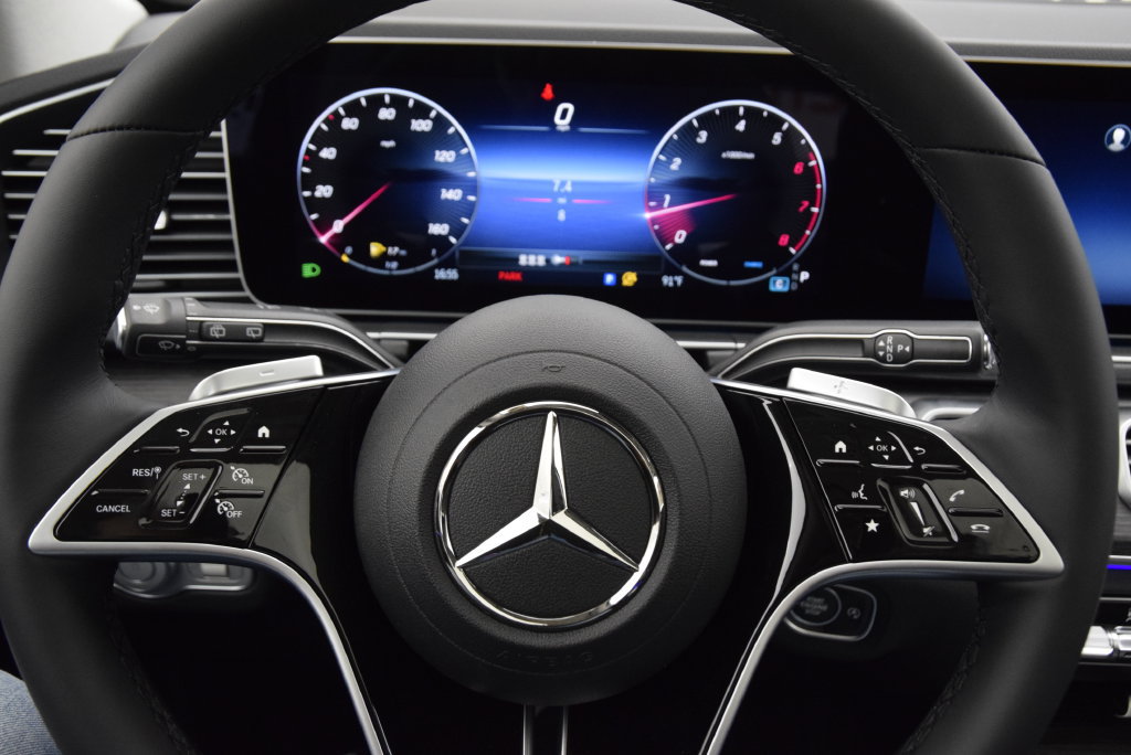 New 2026 Mercedes-Benz GLE 450 4MATIC image 23