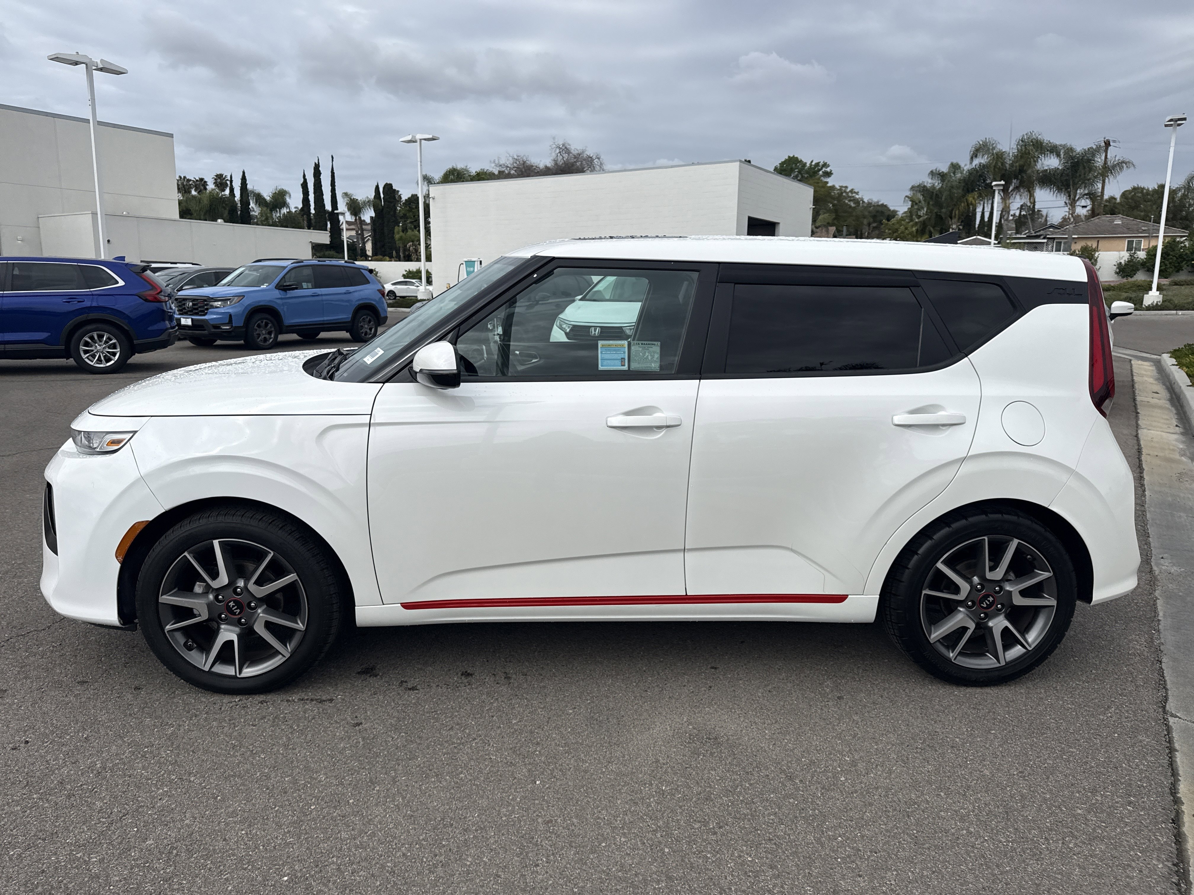 Used 2021 Kia Soul GT-Line image 2