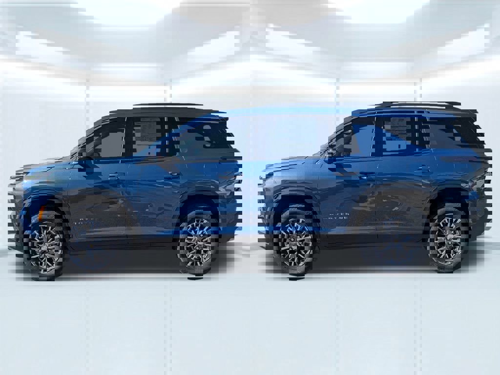 New 2026 Chevrolet Traverse LT w/ Driver Confidence Package image 2