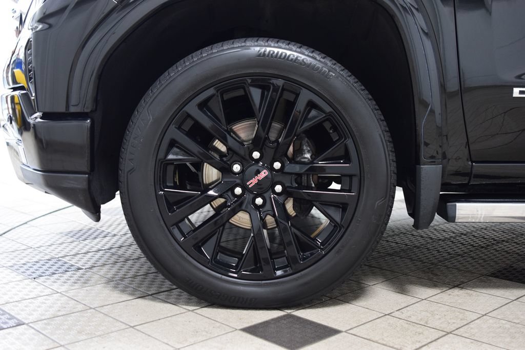 Used 2024 GMC Sierra 1500 Denali AWD/4WD image 28