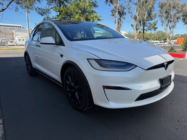 Used 2022 Tesla Model X image 2