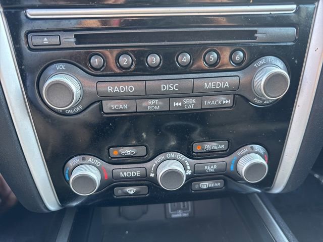 Used 2019 Nissan Pathfinder SV FWD image 27