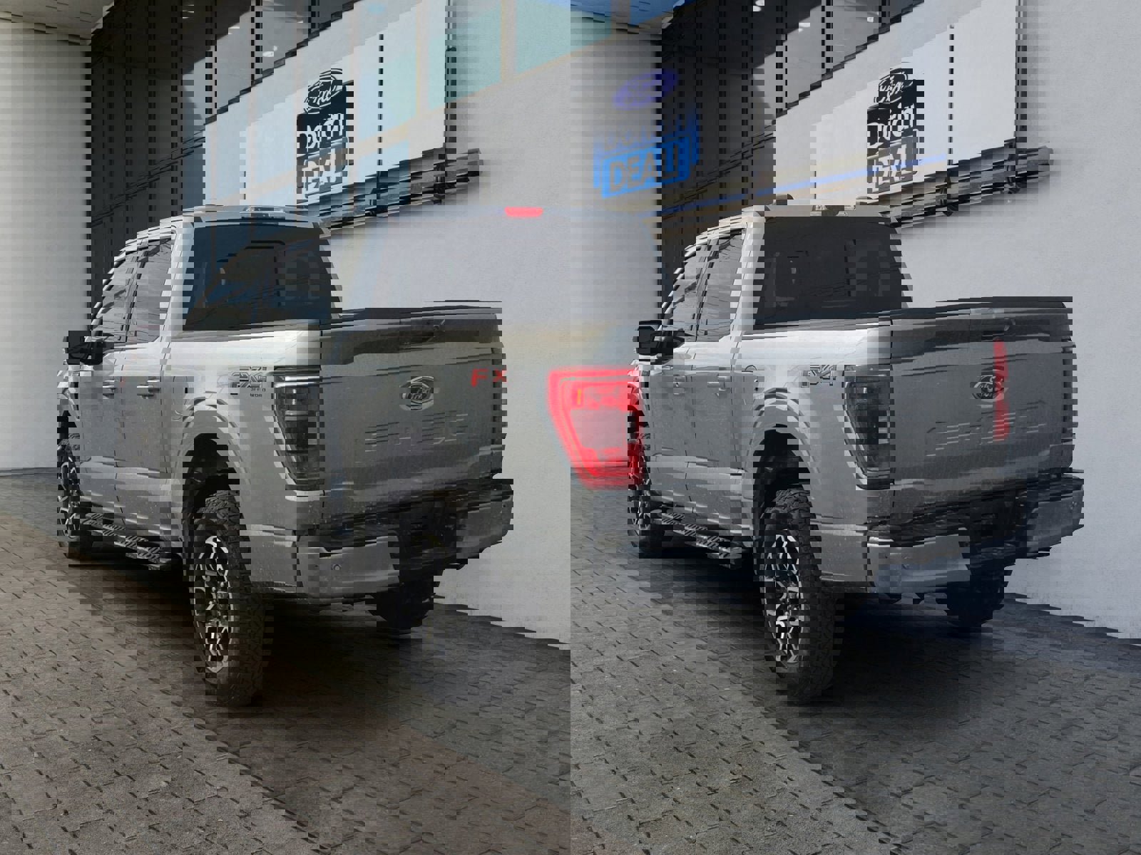 Certified 2023 Ford F150 XLT w/ Equipment Group 302A High image 4