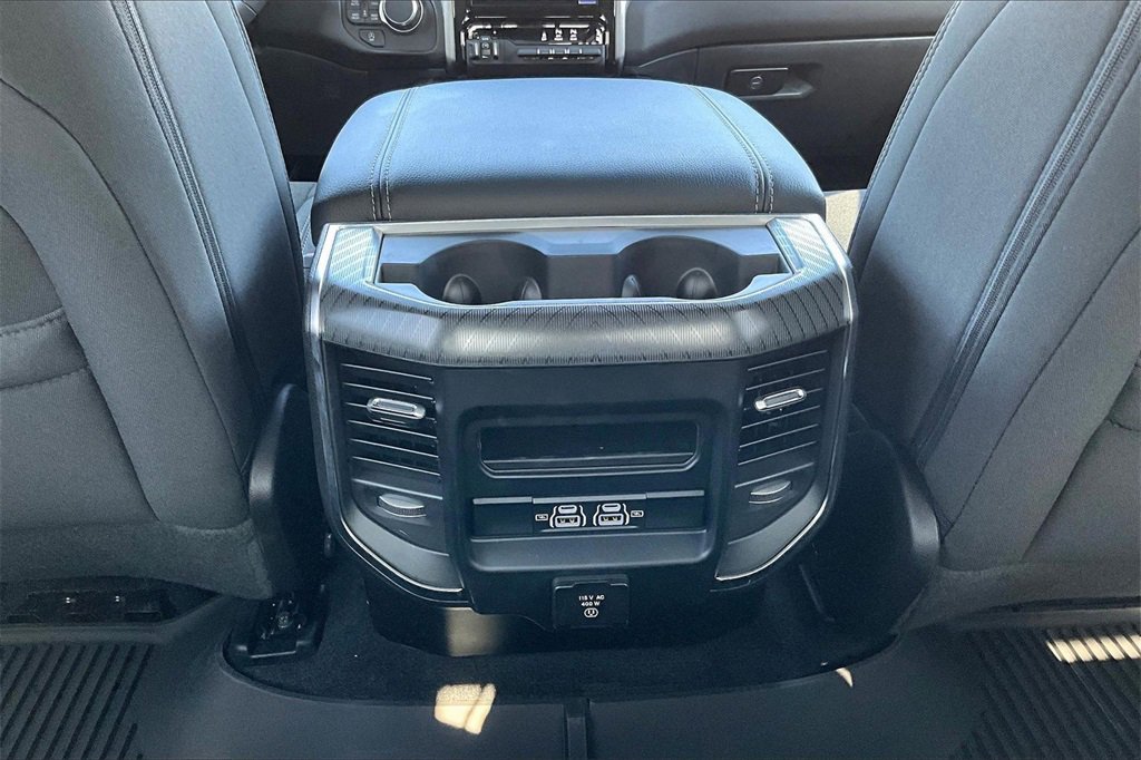 New 2026 RAM 1500 4x4 Crew Cab image 22