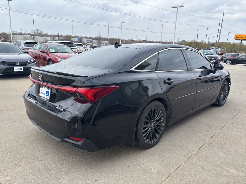 Used 2019 Toyota Avalon XSE w/ Protection Package FWD image 5