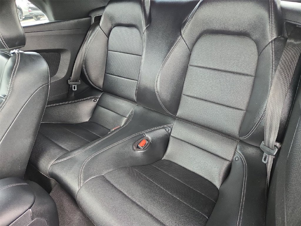 Used 2022 Ford Mustang Premium RWD image 15