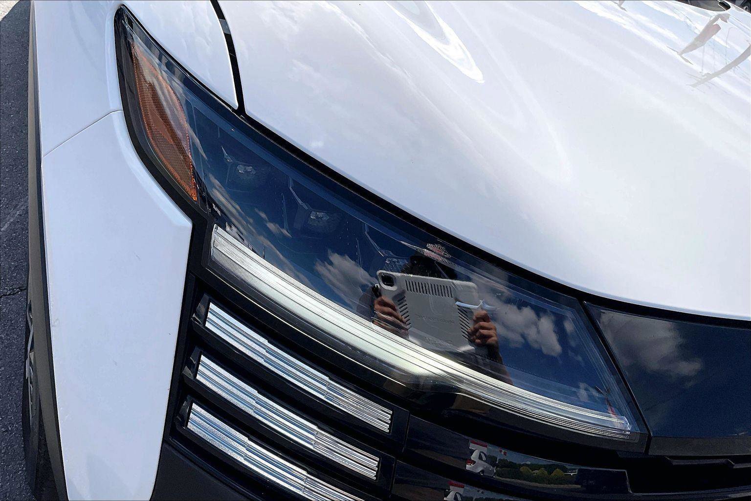 Certified 2025 Nissan Kicks SV FWD image 29