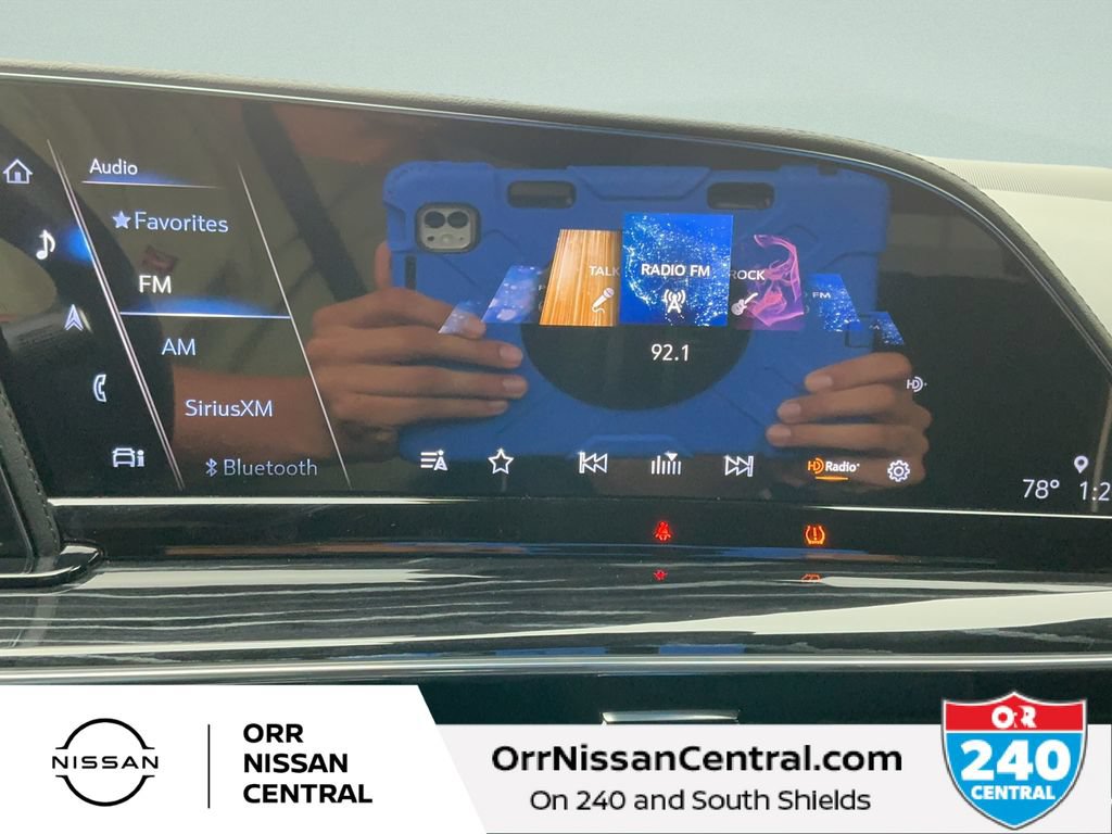 Used 2023 Cadillac Escalade ESV Sport w/ Touring Package AWD/4WD image 24