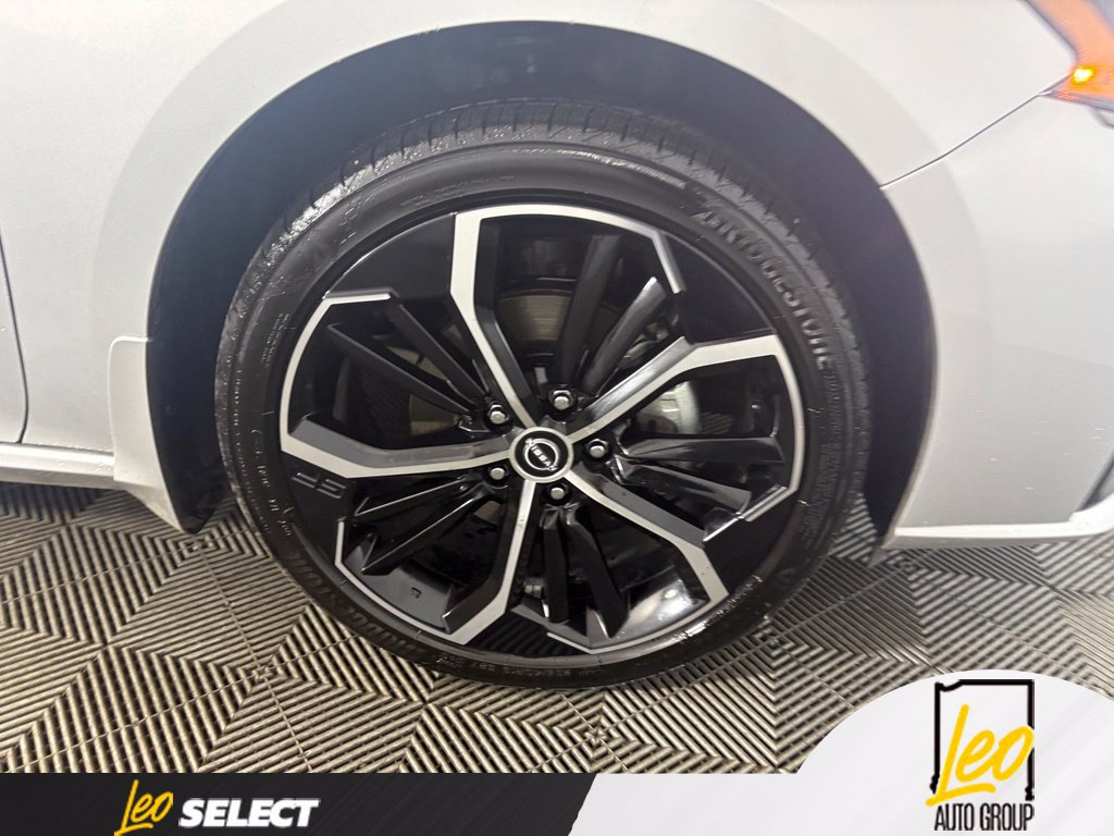 Used 2025 Nissan Altima 2.5 SR w/ SR Premium Package AWD/4WD image 26