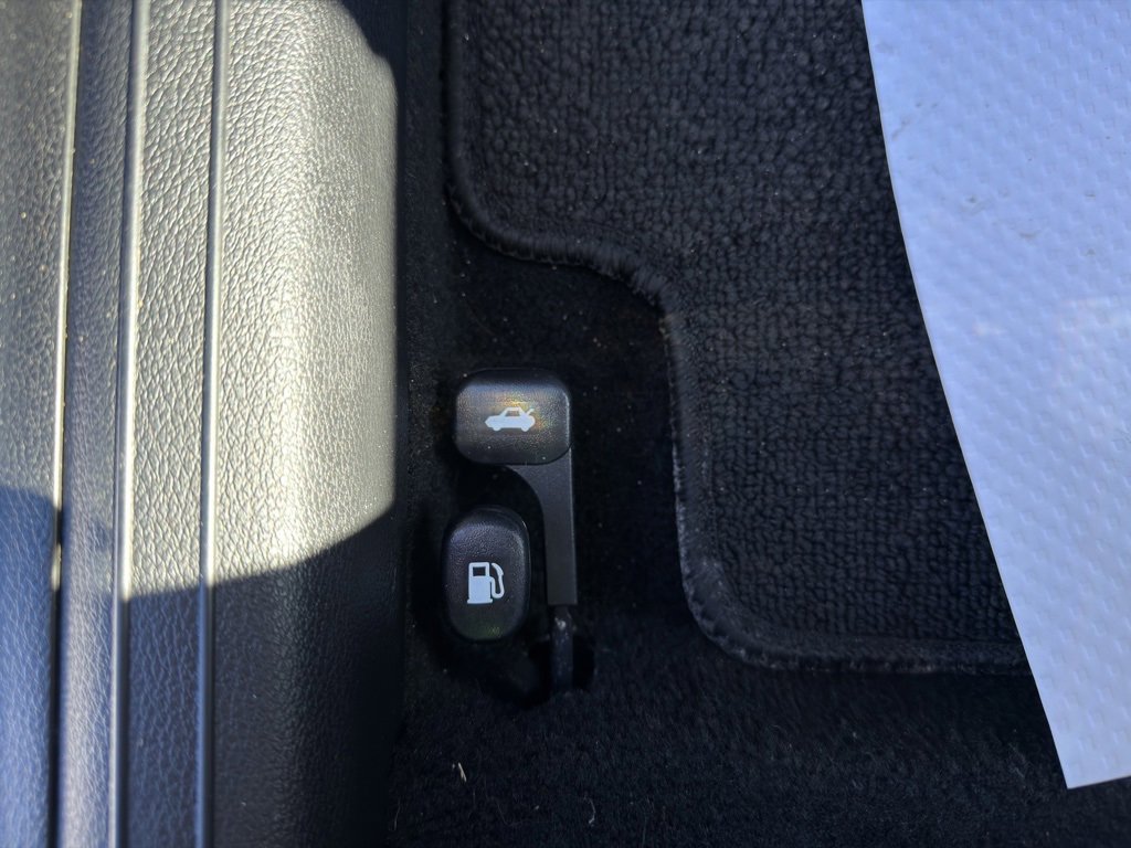 Used 2023 Kia Forte LXS w/ LXS Technology Package image 39