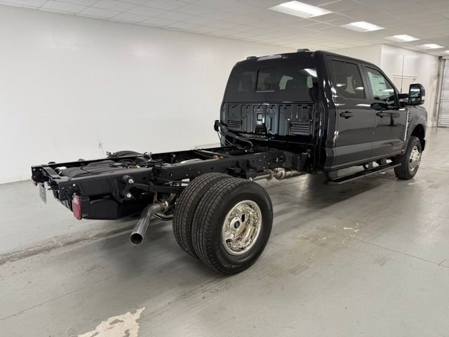 New 2026 Ford F350 XL w/ XL Chrome Package image 6