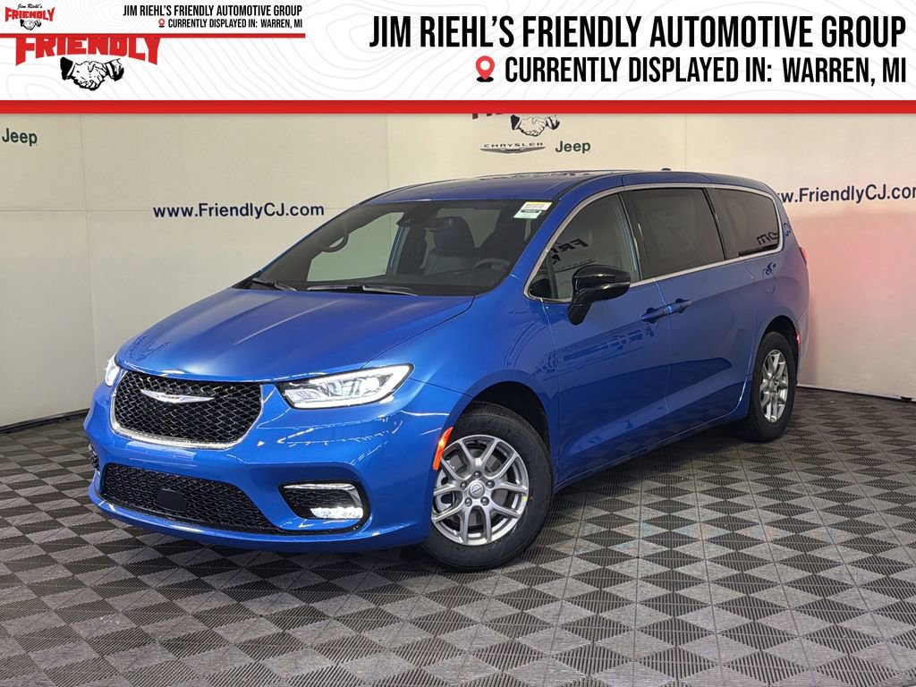 New 2026 Chrysler Pacifica Select