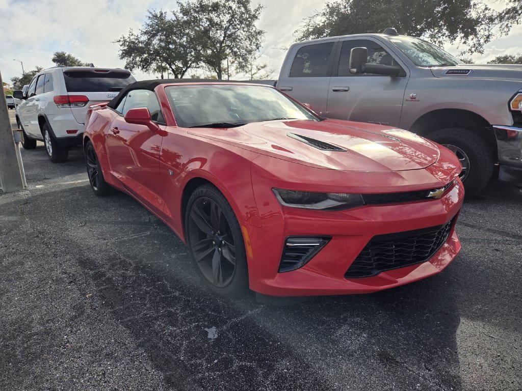 Used 2017 Chevrolet Camaro SS RWD image 2