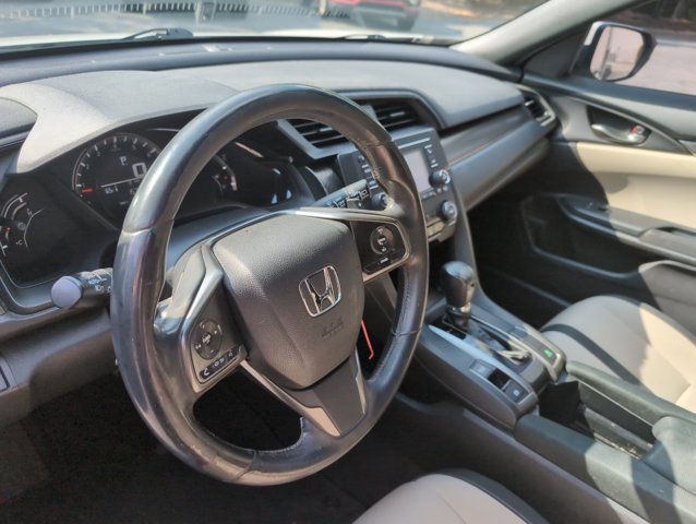 Used 2017 Honda Civic Sport image 9