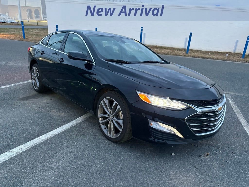 Certified 2024 Chevrolet Malibu LT image 2