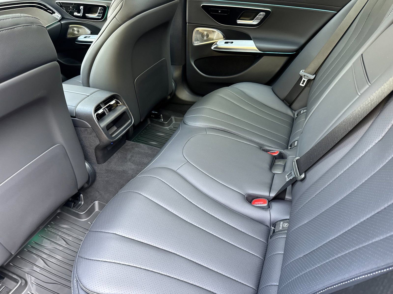 New 2026 Mercedes-Benz E 450 4MATIC All-Terrain Wagon image 12