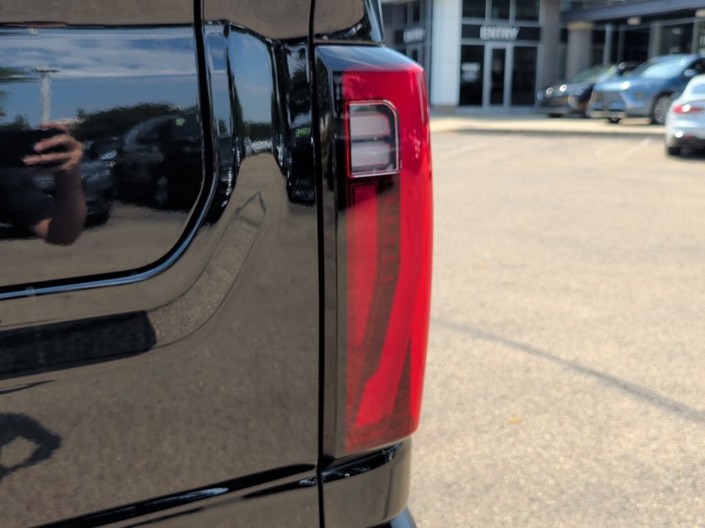 Used 2024 GMC Sierra 2500 SLT w/ SLT Premium Package AWD/4WD image 45