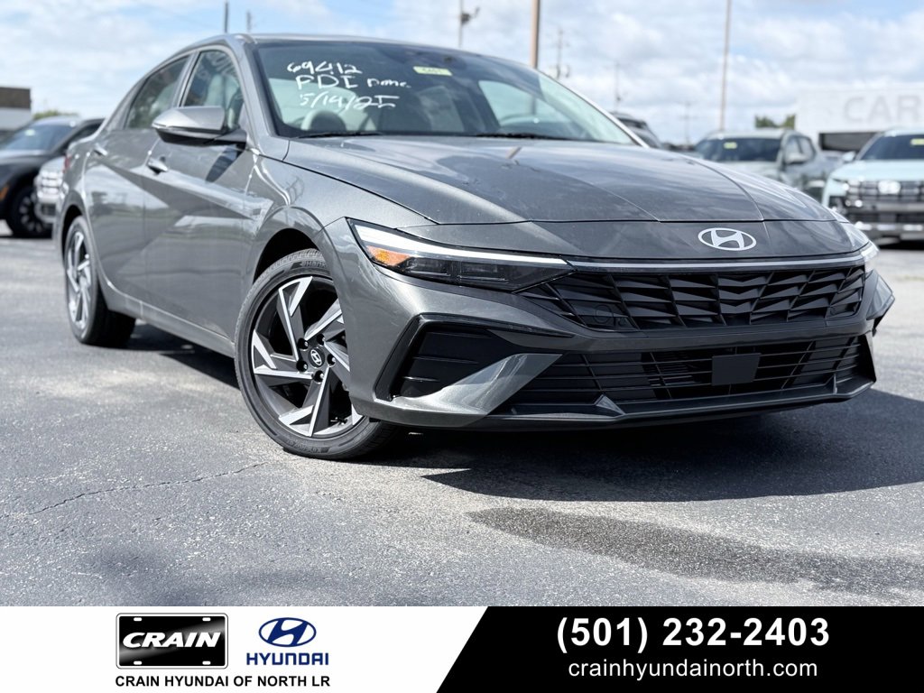New 2025 Hyundai Elantra Limited image 1