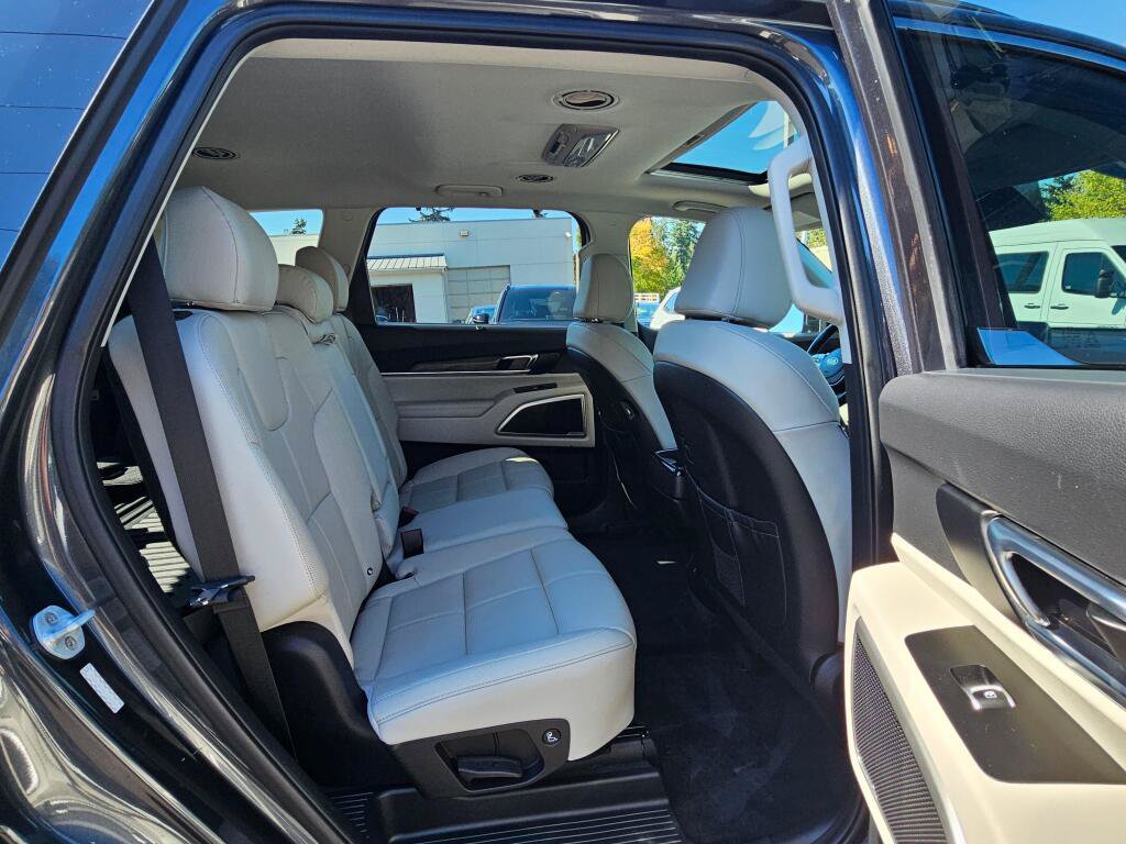 Used 2020 Kia Telluride EX AWD/4WD image 13