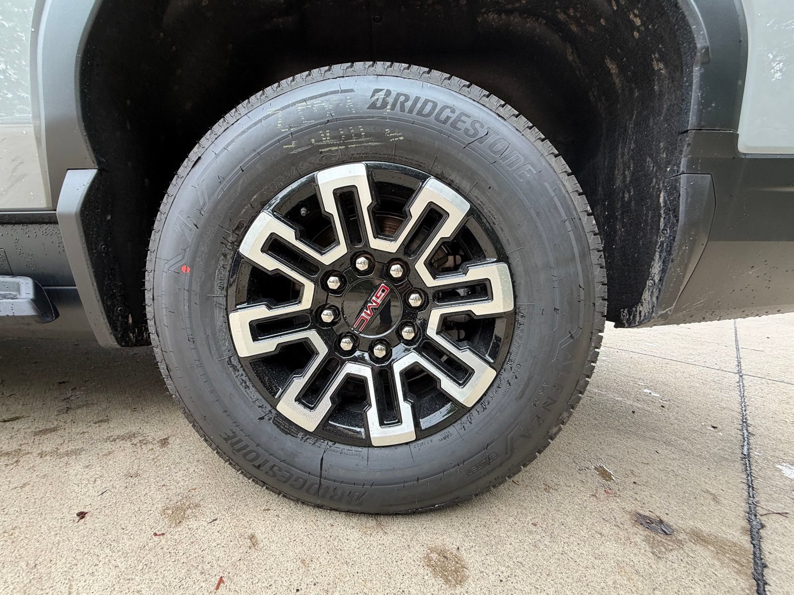 New 2026 GMC Sierra EV Elevation AWD/4WD image 37
