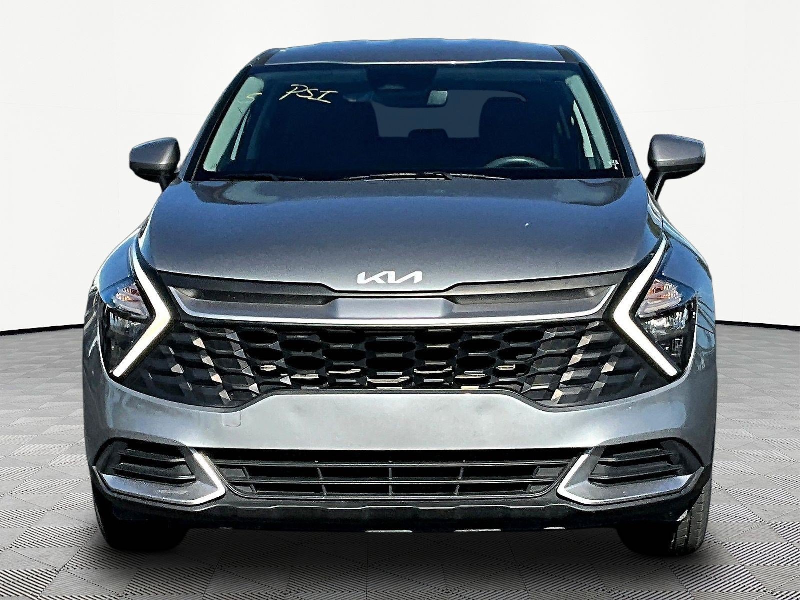Used 2023 Kia Sportage LX AWD/4WD image 2