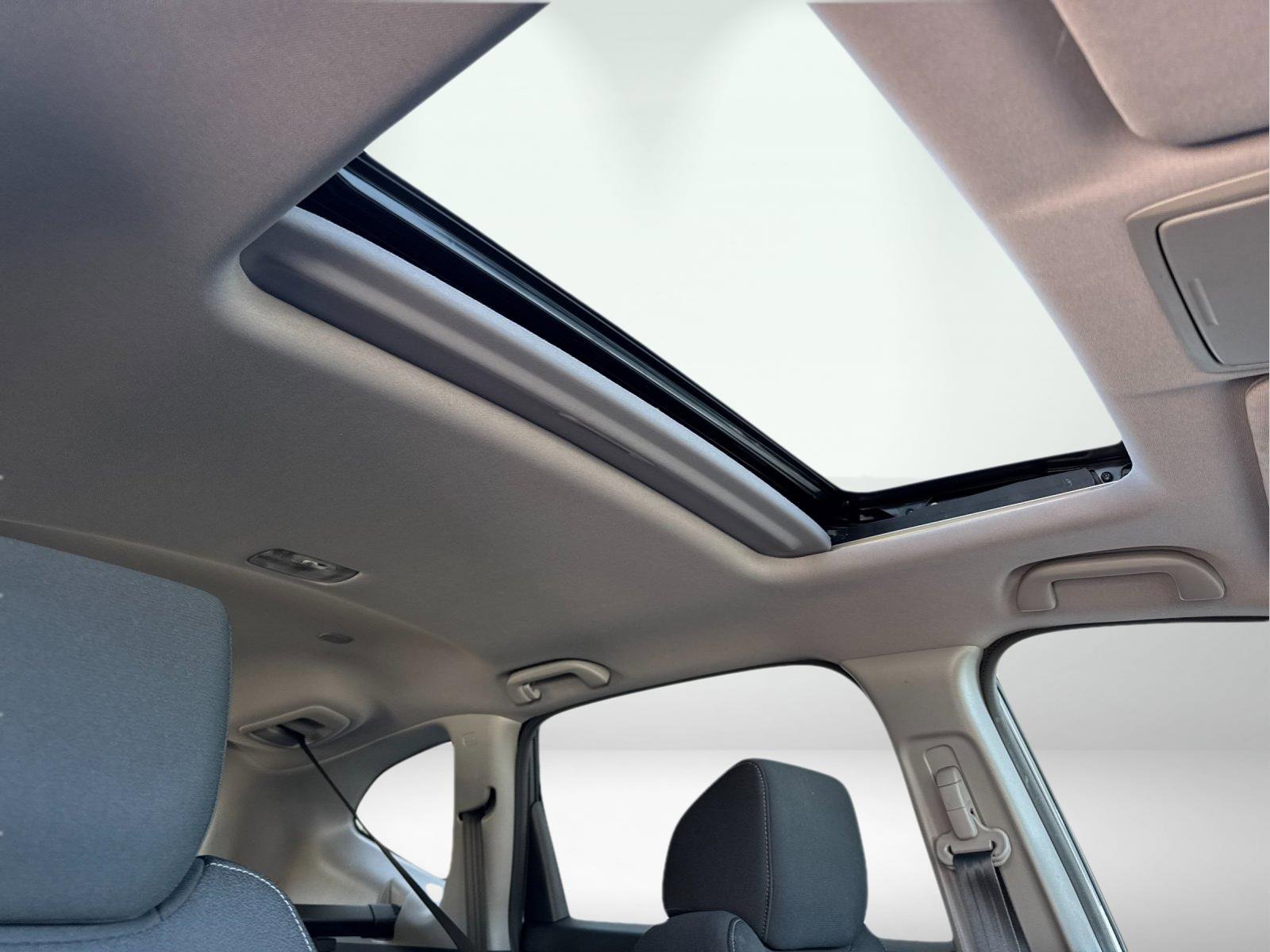 Used 2022 Honda CR-V EX image 16