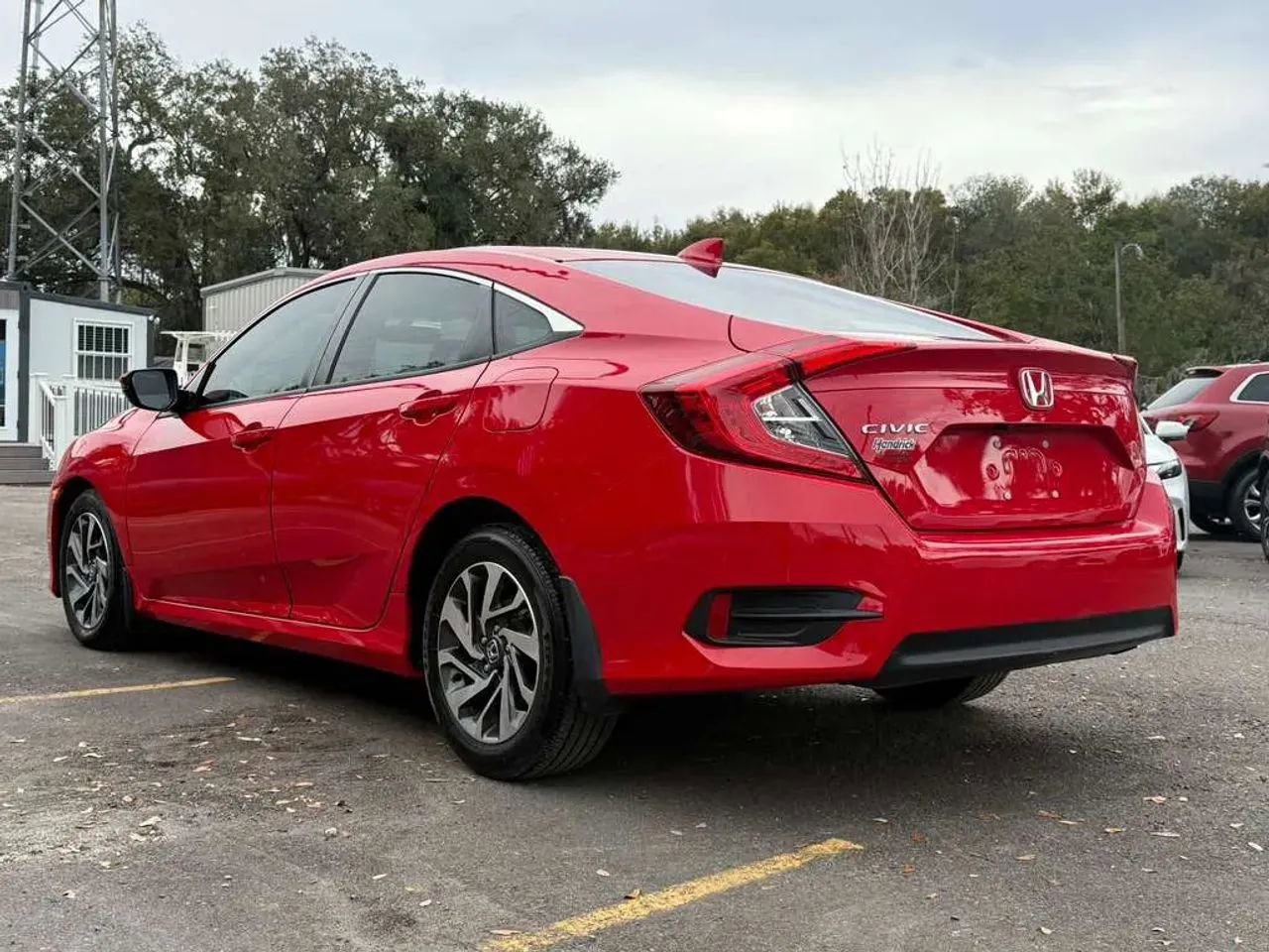 Used 2018 Honda Civic EX image 6
