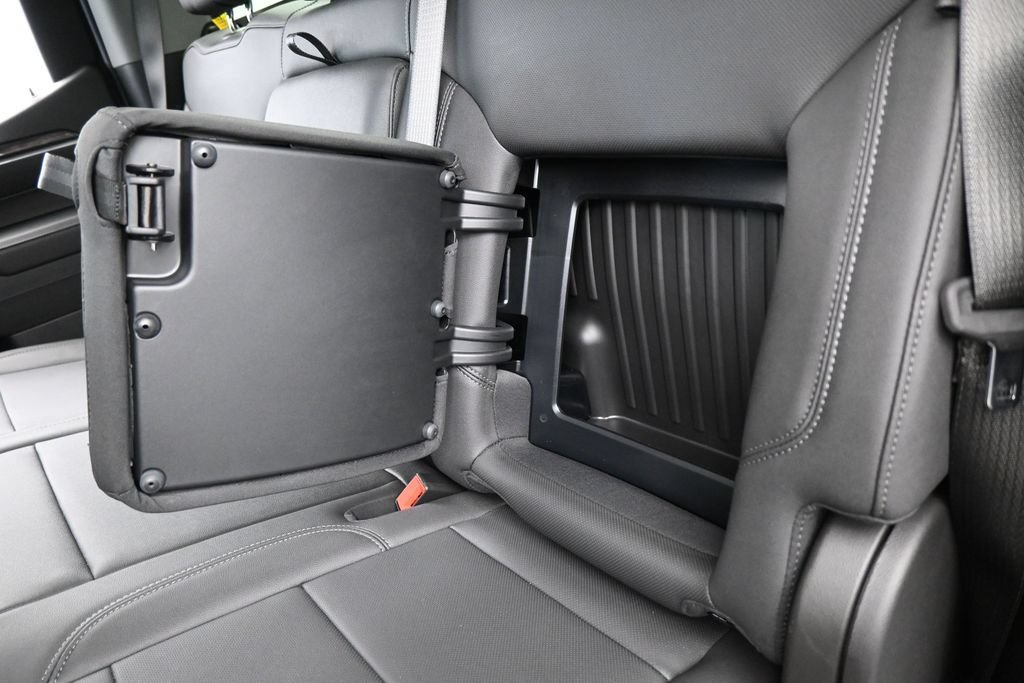 Used 2026 Chevrolet Silverado 1500 LTZ RWD image 41