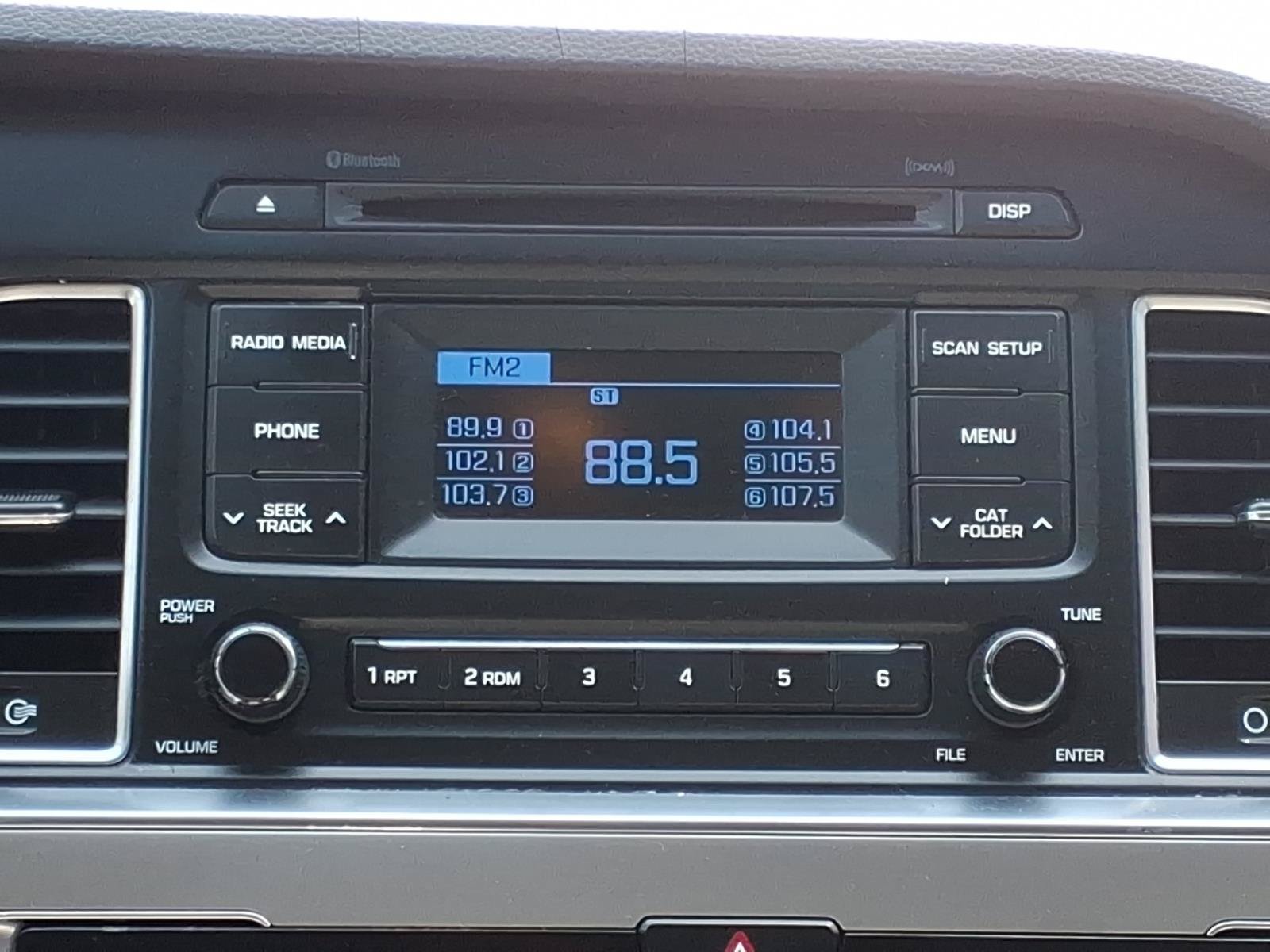Used 2015 Hyundai Sonata SE FWD image 6