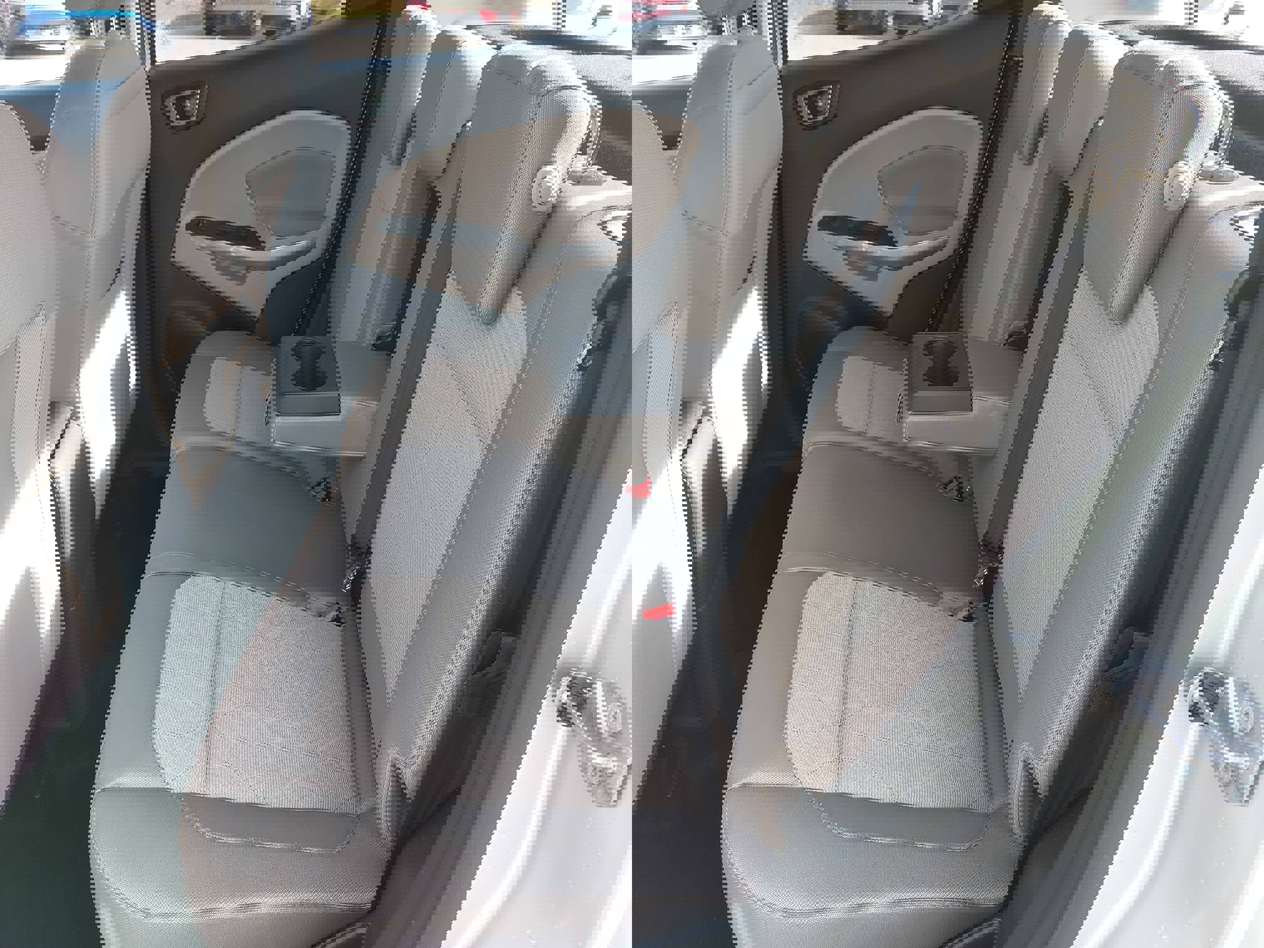 Used 2020 Ford EcoSport SE image 14