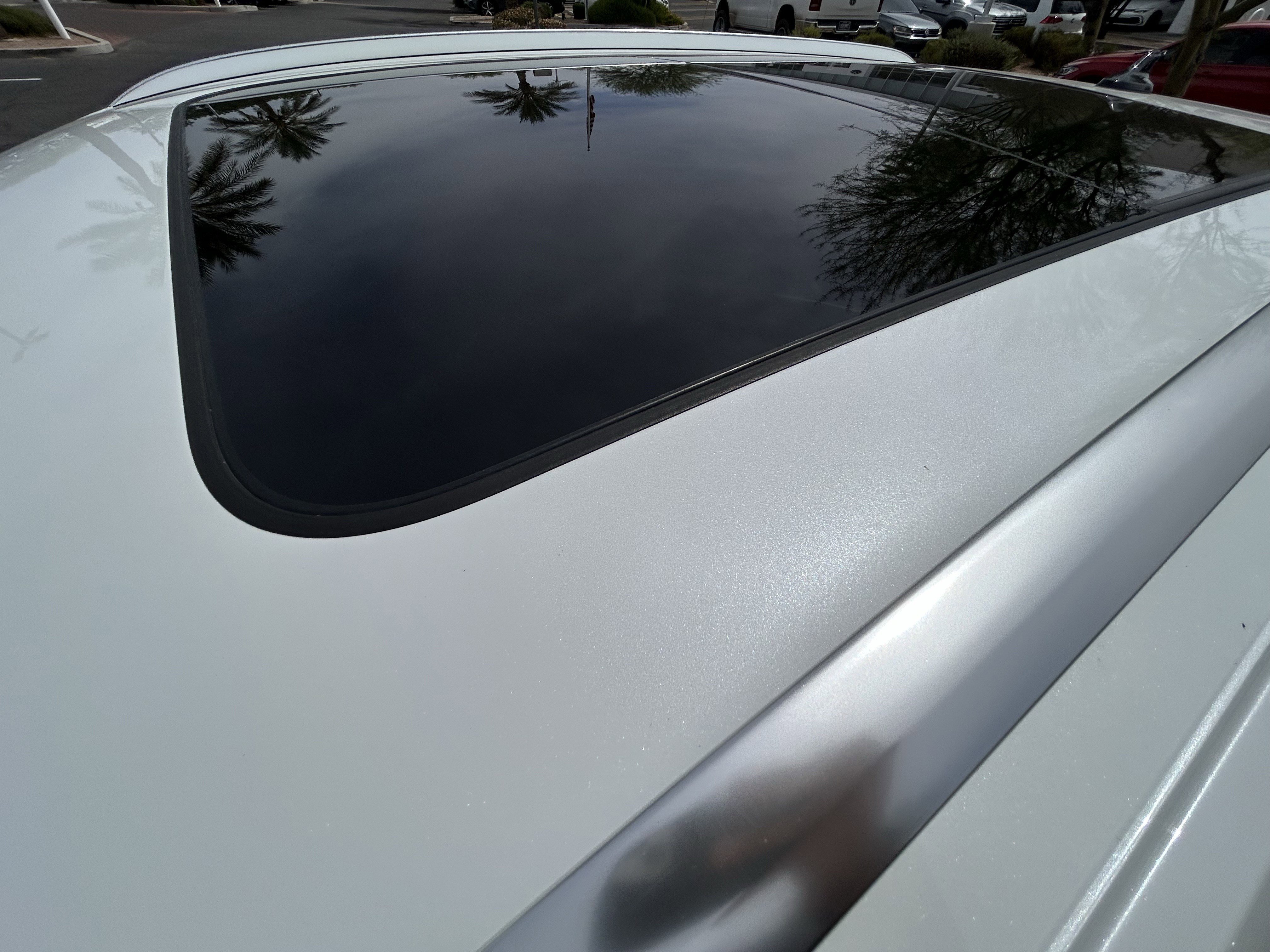 Used 2025 Volkswagen Atlas Cross Sport SEL Premium R-Line AWD/4WD image 8