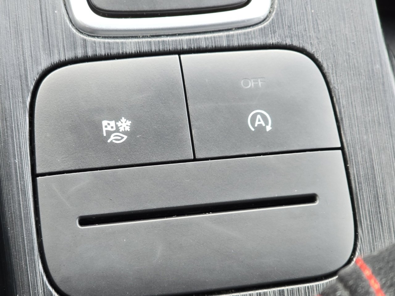 Used 2023 Ford Escape ST-Line image 9