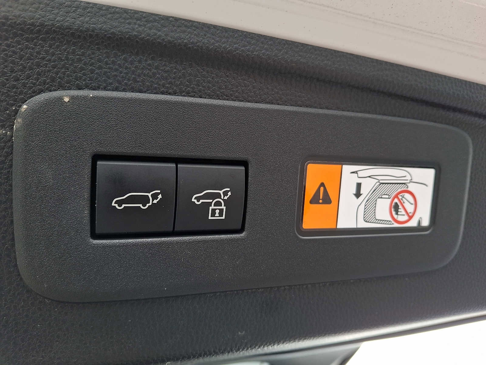 Used 2025 Lexus GX 550 Premium+ w/ Accessory Package (2T) image 28