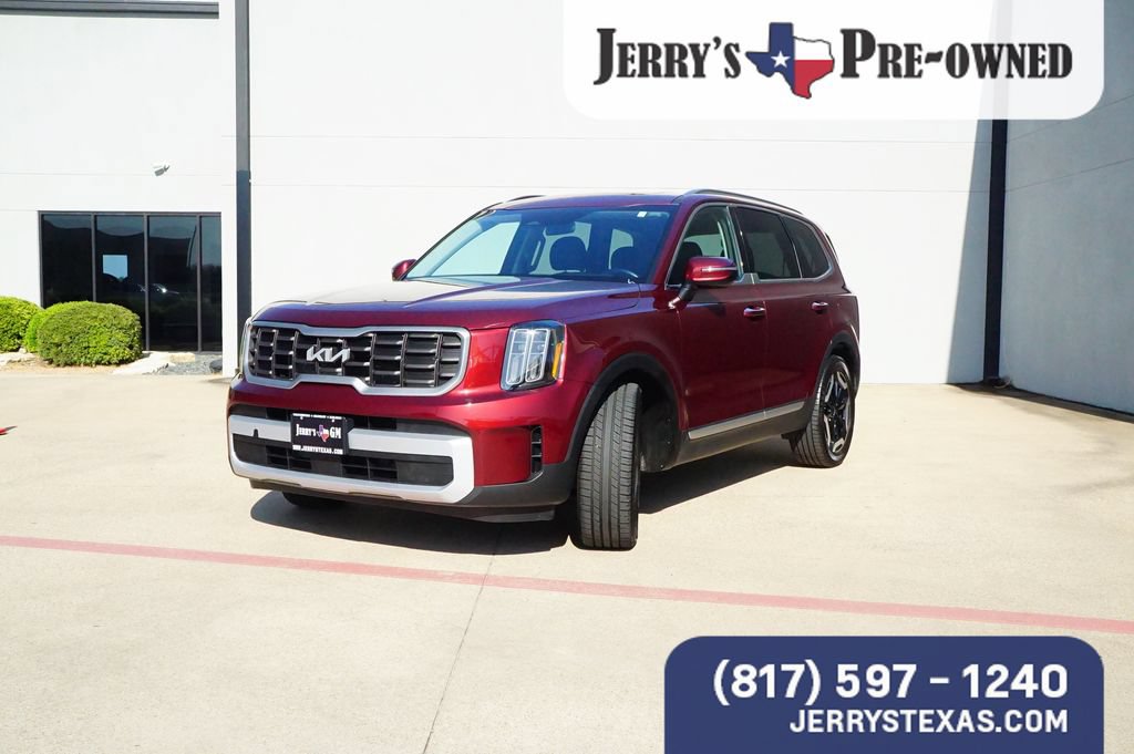 Used 2023 Kia Telluride S w/ S Sunroof Package FWD image 1