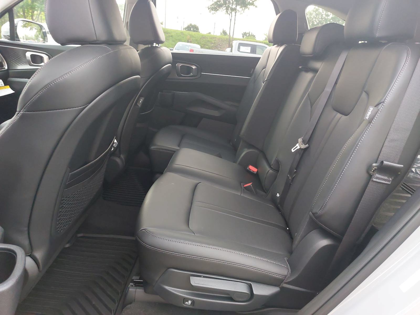 New 2026 Kia Sorento S w/ S Panoramic Sunroof Package FWD image 15