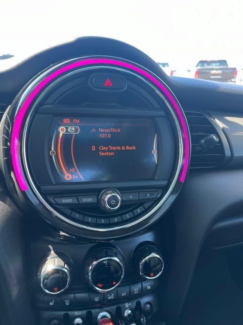 Used 2017 MINI Cooper 4-Door Hardtop FWD image 41