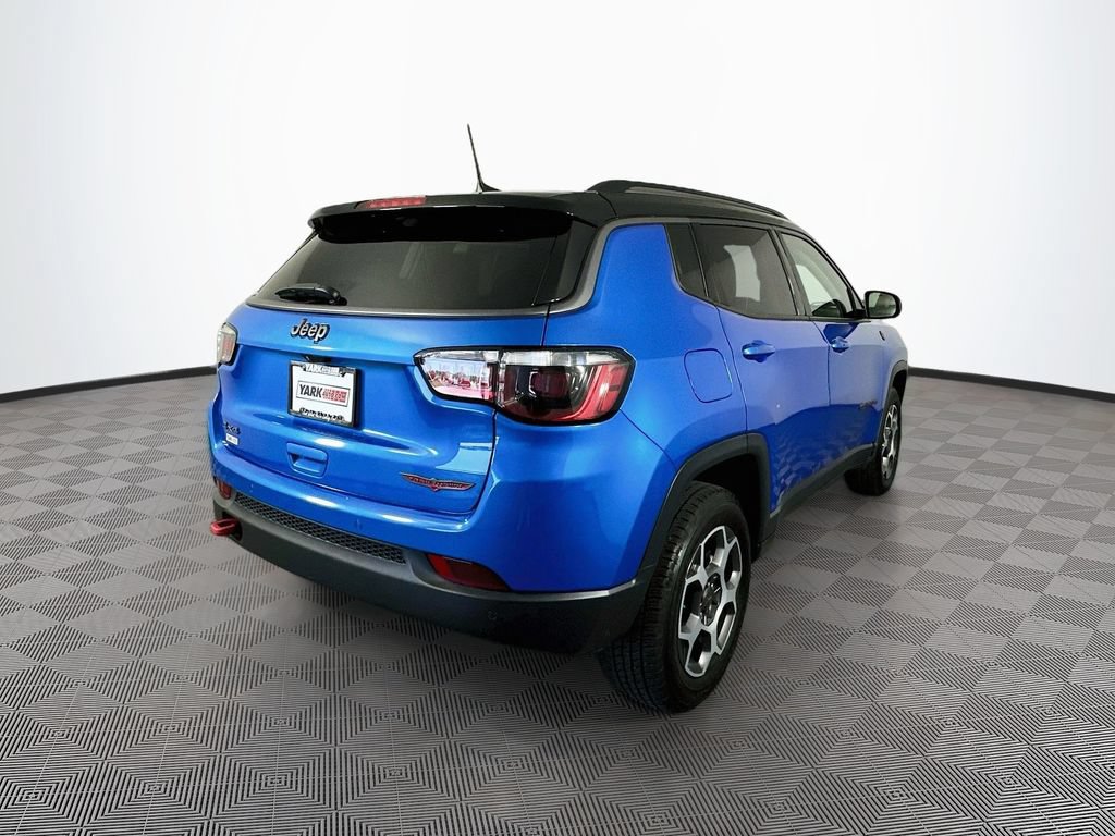 Used 2022 Jeep Compass Trailhawk AWD/4WD image 10