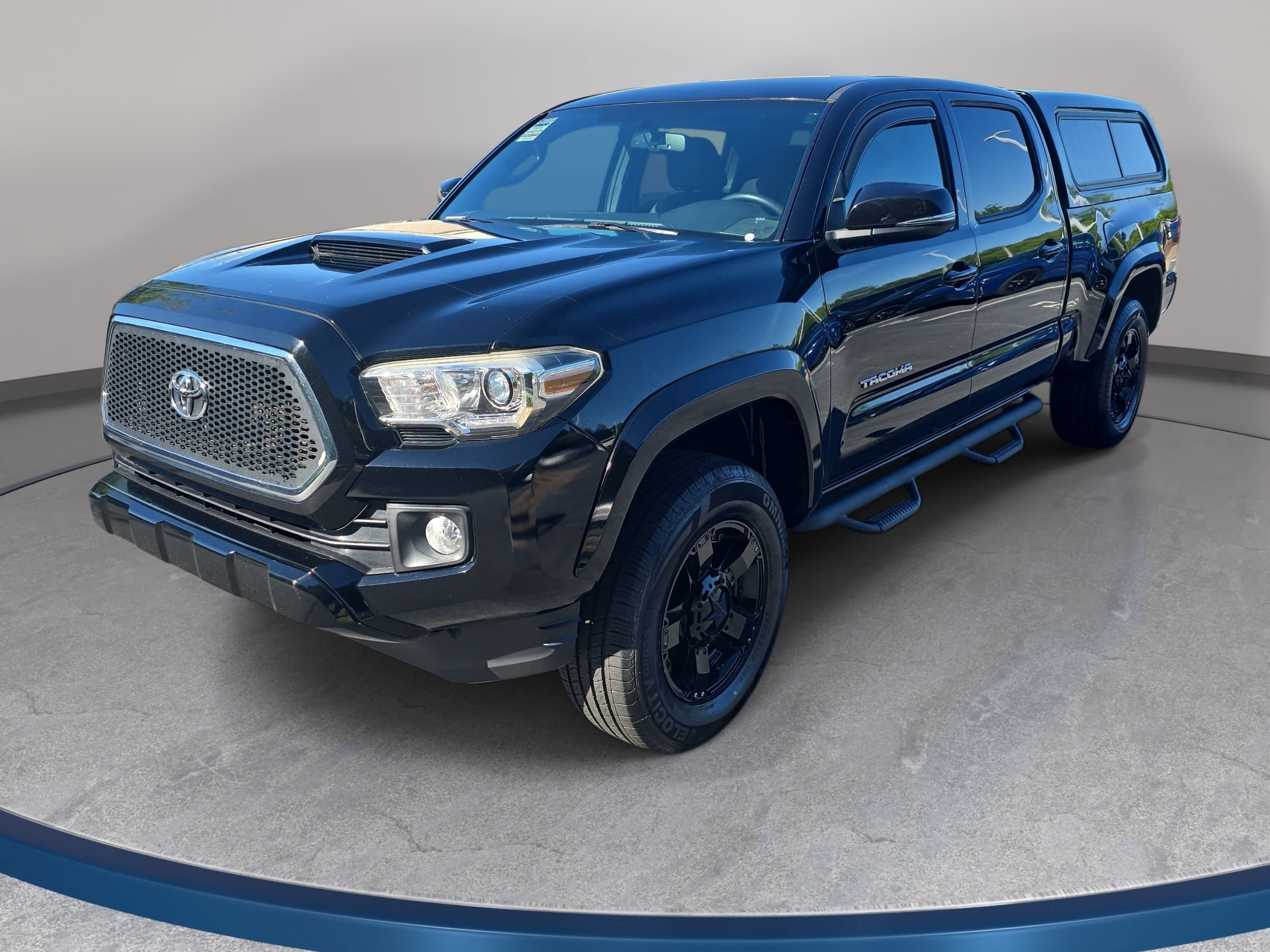 Used 2017 Toyota Tacoma TRD Sport w/ Tow Package