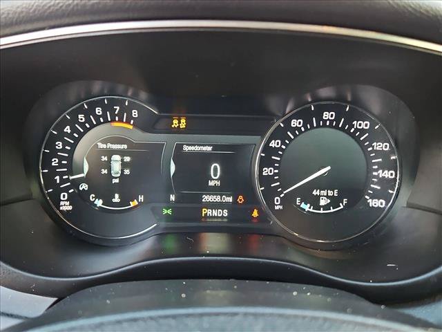 Used 2019 Lincoln MKC Select w/ Select Plus Package FWD image 11