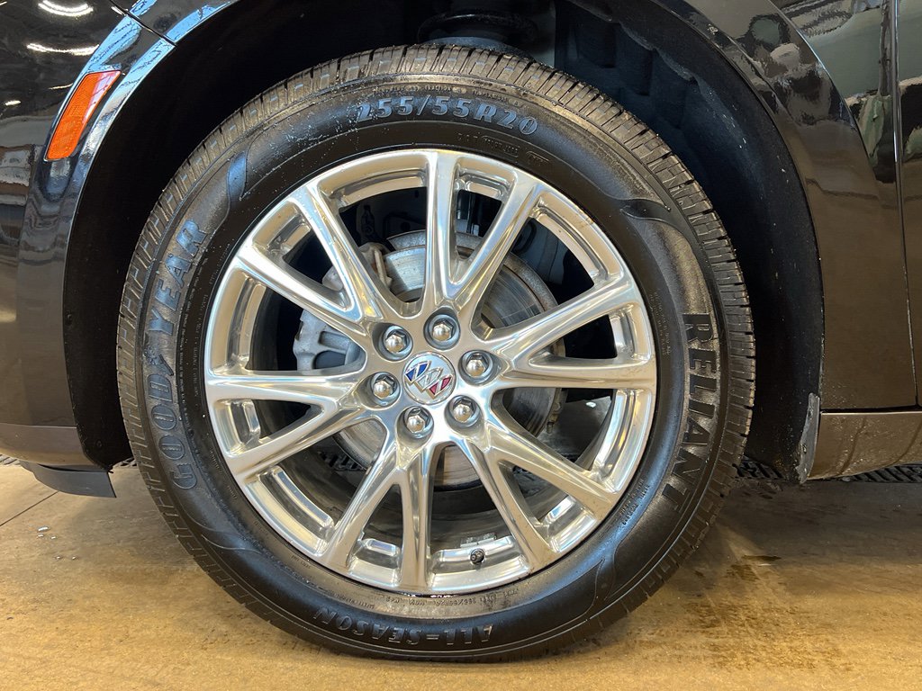 Used 2024 Buick Enclave Essence w/ Experience Buick Package image 10