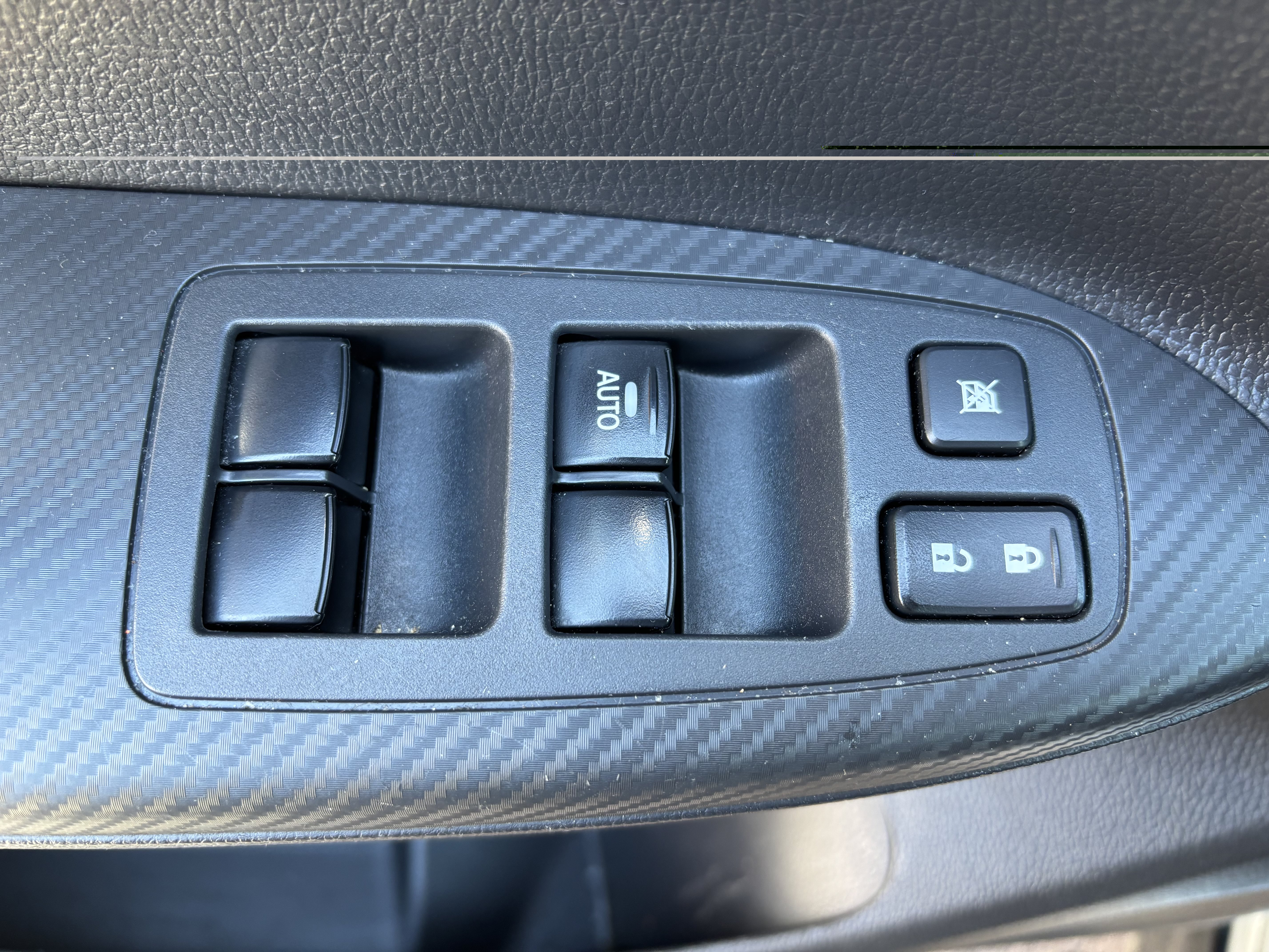 Used 2025 Mitsubishi Eclipse Cross SE AWD/4WD image 17