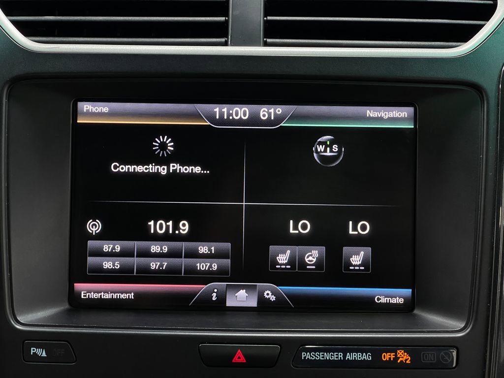 Used 2016 Ford Explorer XLT w/ Equipment Group 202A image 25