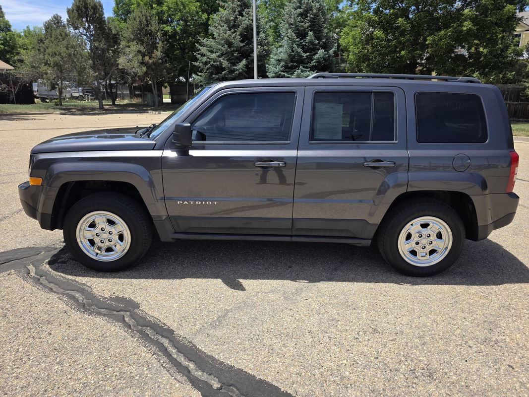 Used 2015 Jeep Patriot Sport AWD/4WD image 2