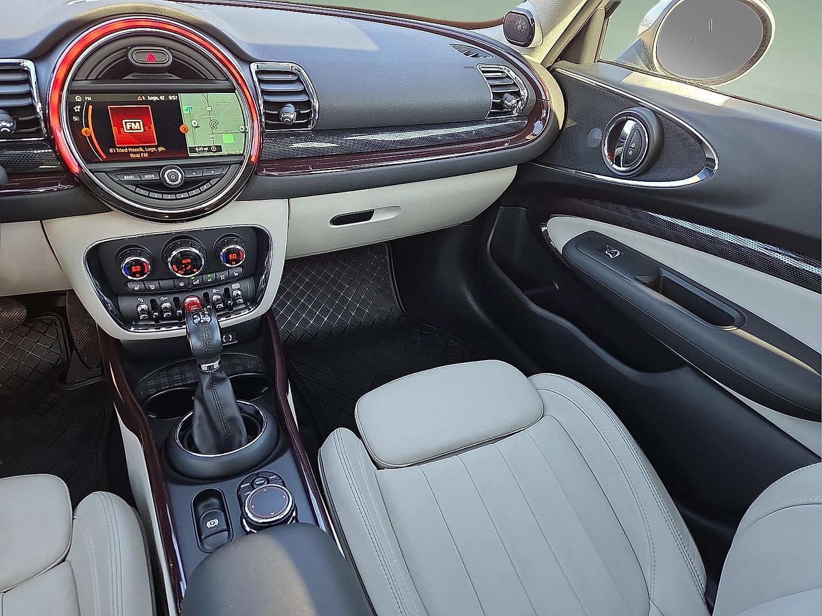 Used 2018 MINI Cooper Clubman S image 12