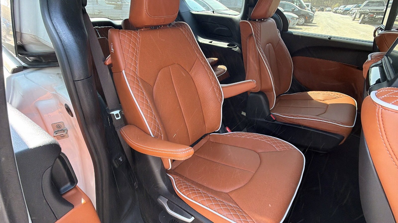 Used 2024 Chrysler Pacifica Pinnacle image 21