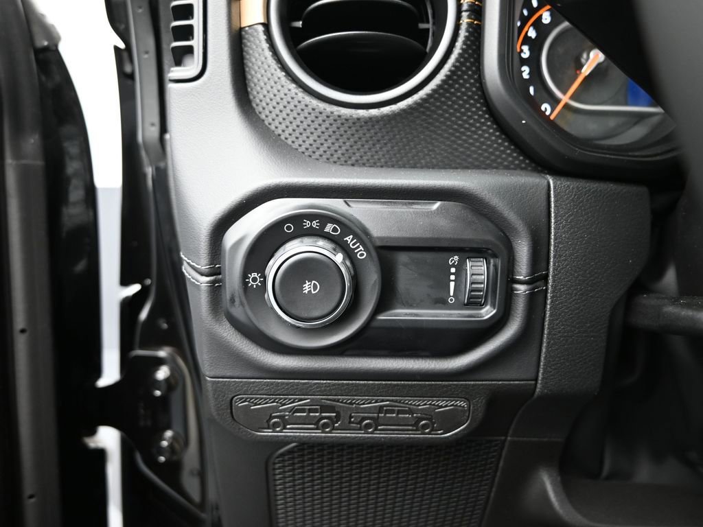 New 2025 Jeep Wrangler Unlimited Rubicon 392 image 10