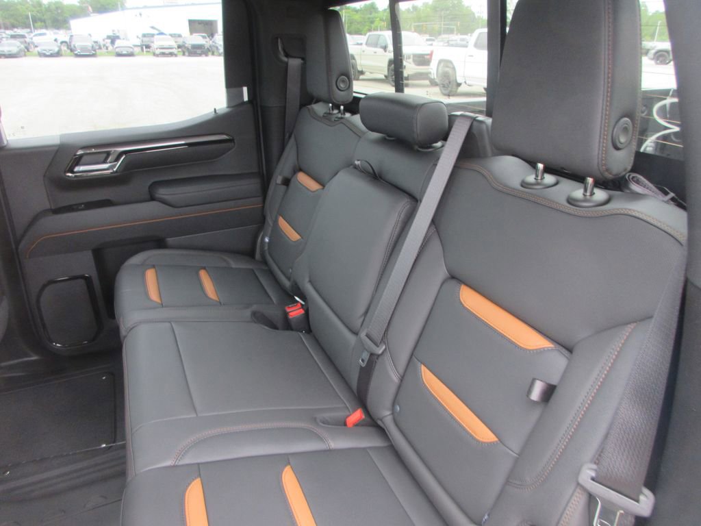 New 2026 GMC Sierra 1500 AT4 w/ AT4 Premium Package AWD/4WD image 16